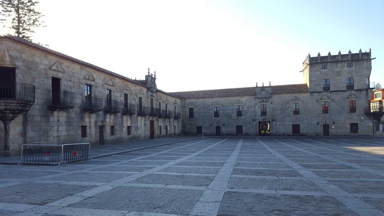 Casa Rodino 2* Meaño